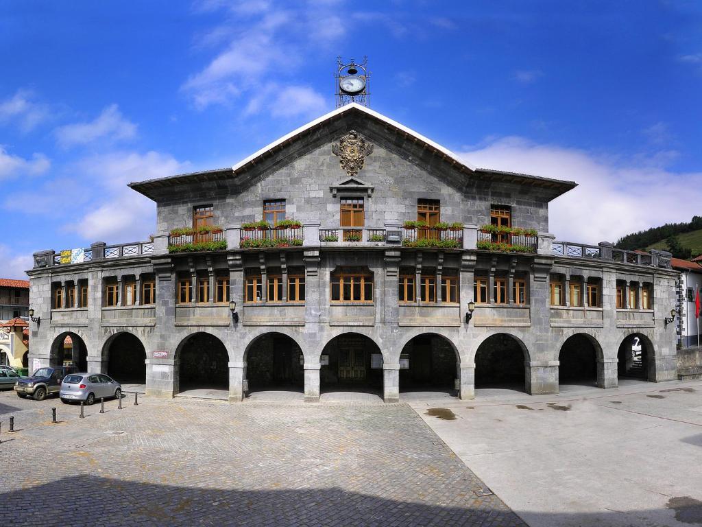 Hostal Jai Alai Leitza  Exteriér fotografie